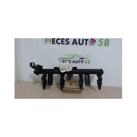 Rampe injection CITROEN XANTIA PHASE 1 d’occasion