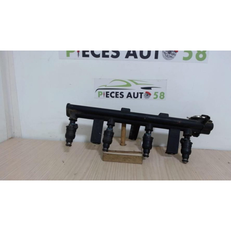 Rampe injection CITROEN XANTIA PHASE 1 d’occasion