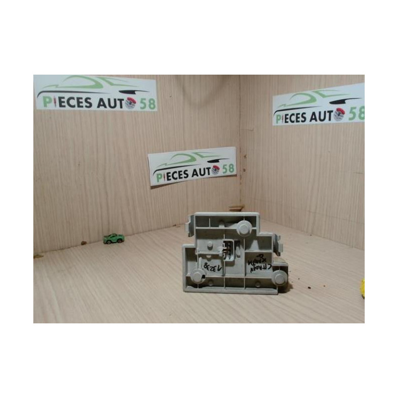 Platine feu arriere gauche CITROEN XANTIA PHASE 2 BREAK d’occasion