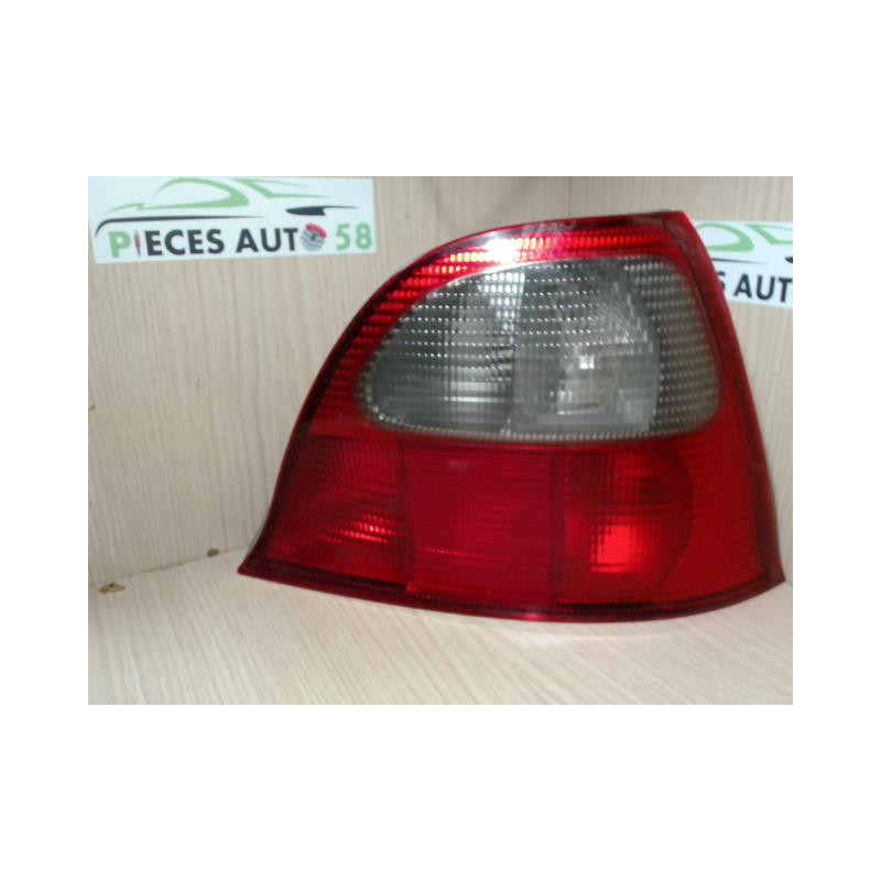 Feu arriere principal droit (feux) ROVER 2.0 TD 85 8V d’occasion