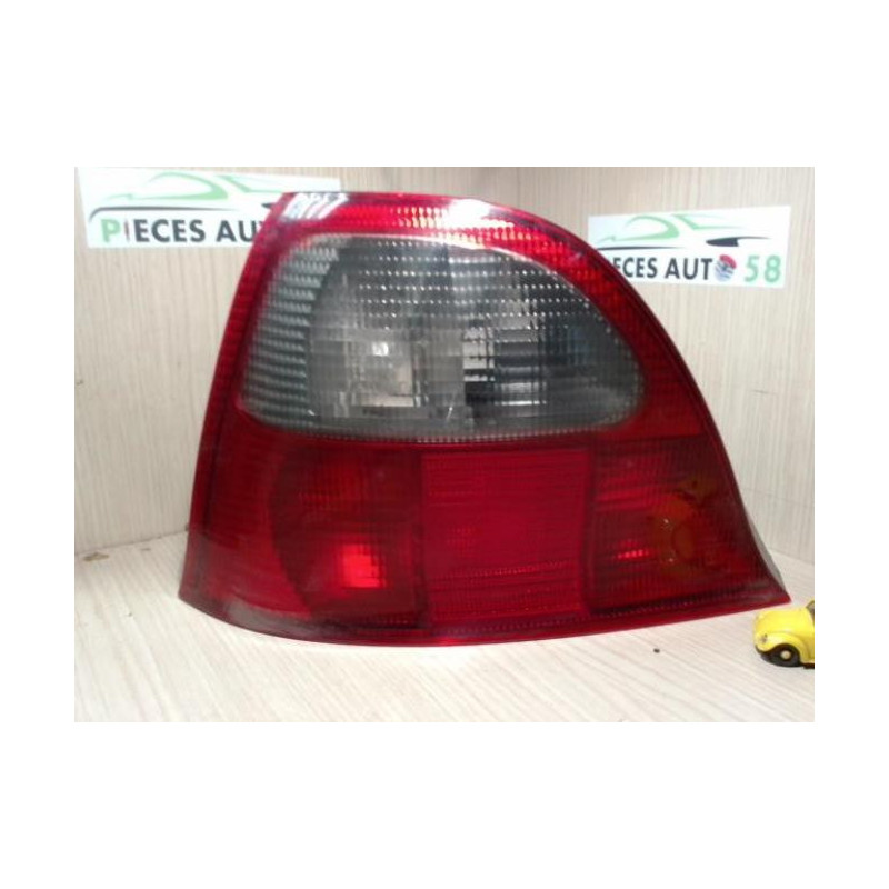 Feu arriere principal gauche (feux) ROVER 200 2 d’occasion