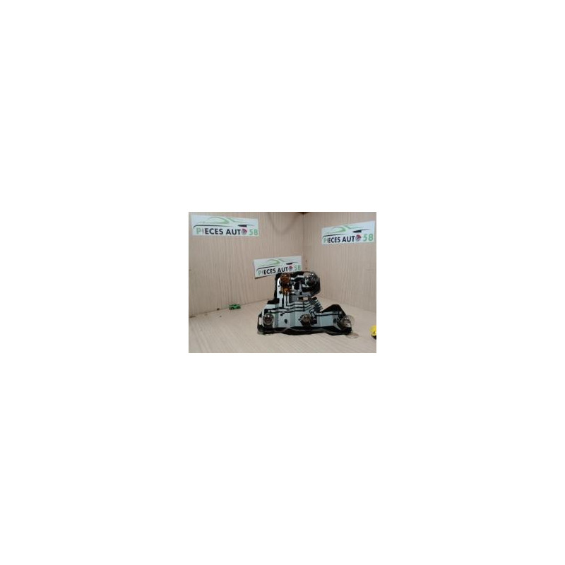 Platine feu arriere gauche ROVER 200 2 d’occasion
