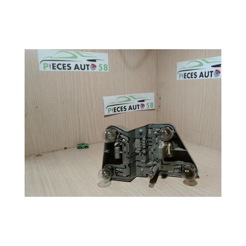 Platine feu arriere droit ROVER  d’occasion