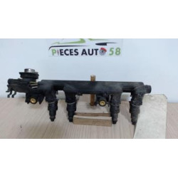 Rampe injection RENAULT CLIO 2 PHASE 1 d’occasion