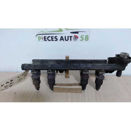 Rampe injection RENAULT CLIO 2 PHASE 1 d’occasion