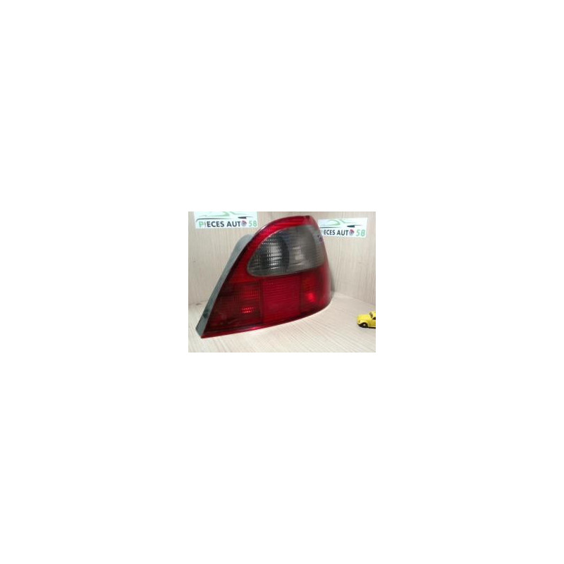 Feu arriere principal droit (feux) ROVER 200 2 d’occasion