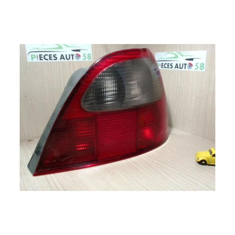 Feu arriere principal droit (feux) ROVER 200 2 d’occasion