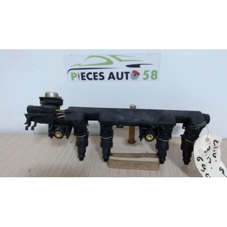 Rampe injection RENAULT CLIO 1 PHASE 3 d’occasion