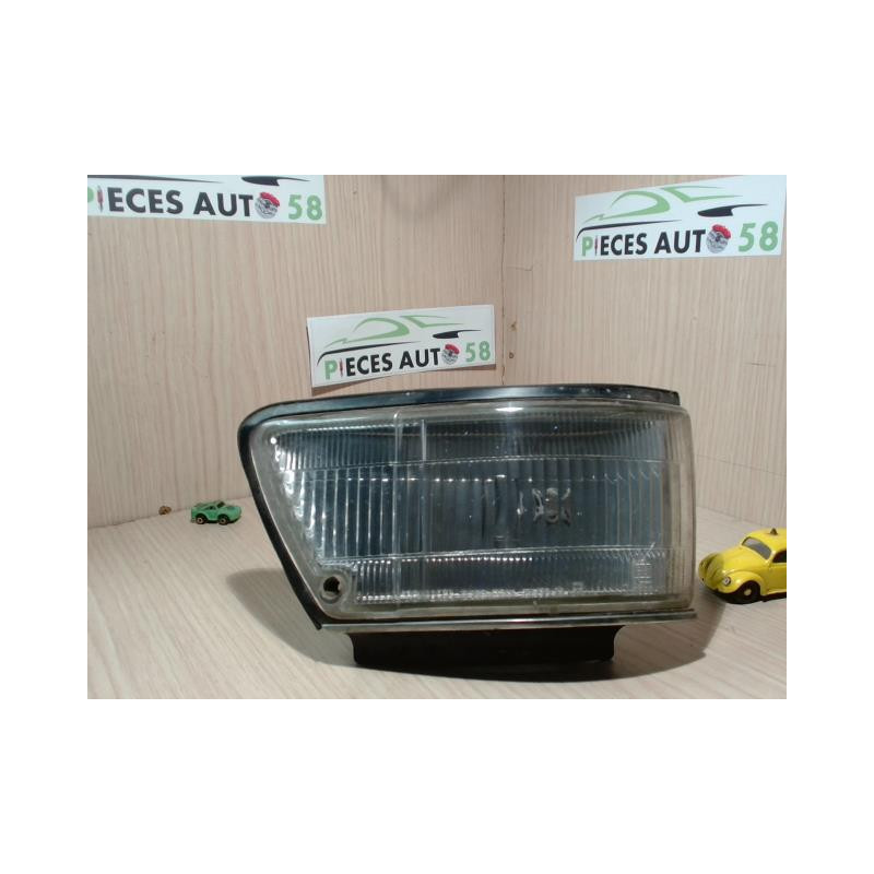Optique avant secondaire droit (feux)(clignotant) TOYOTA  d’occasion