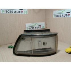 Optique avant secondaire gauche (feux)(clignotant) TOYOTA  d’occasion