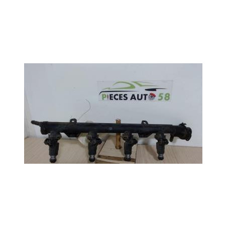 Rampe injection VOLKSWAGEN 1.4I 60 8V d’occasion