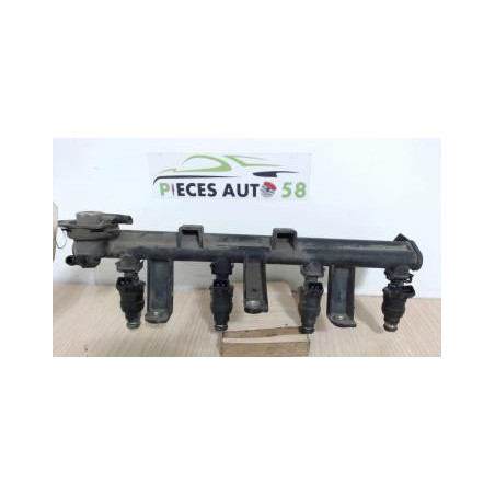 Rampe injection PEUGEOT 306 BREAK d’occasion