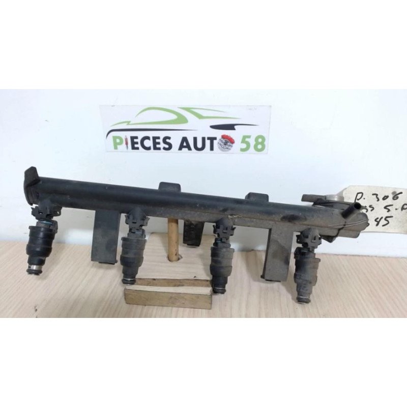 Rampe injection PEUGEOT 306 BREAK d’occasion