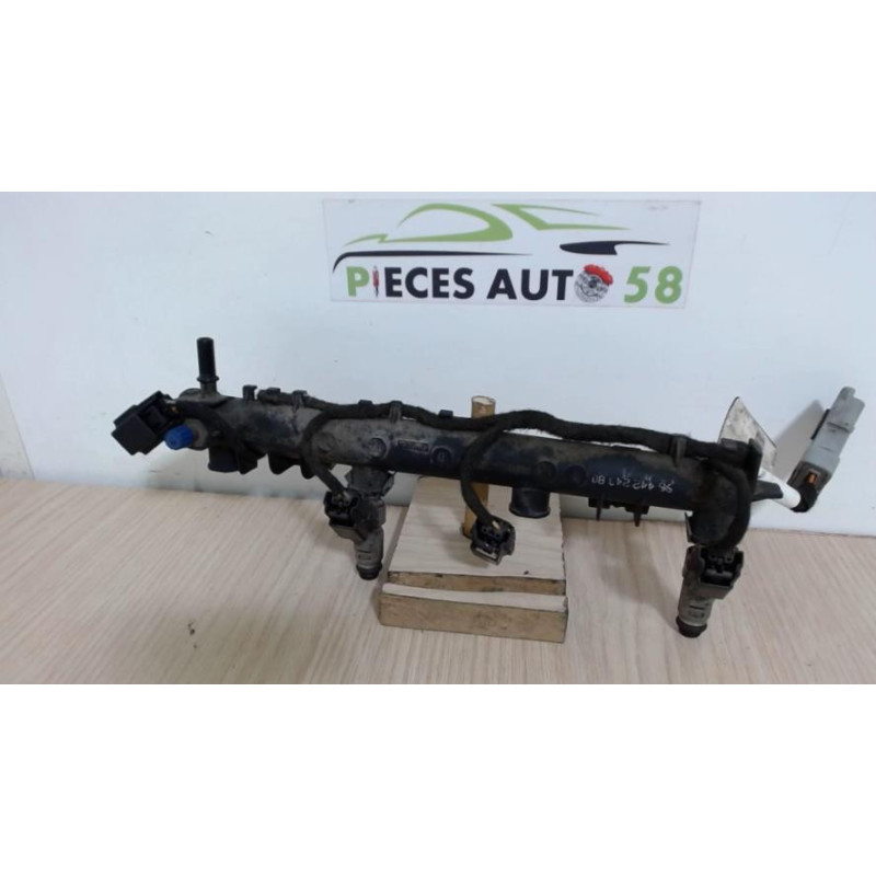Rampe injection PEUGEOT  d’occasion