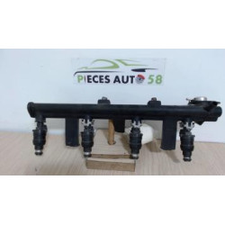 Rampe injection PEUGEOT 306 PHASE 2 d’occasion