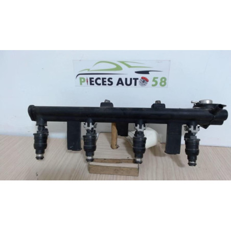Rampe injection PEUGEOT 306 PHASE 2 d’occasion