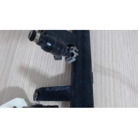 Rampe injection PEUGEOT 306 PHASE 2 d’occasion