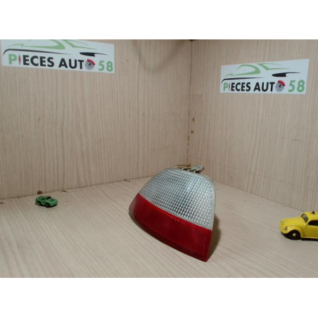 Feu de recul FORD FOCUS 2 PHASE 1 d’occasion