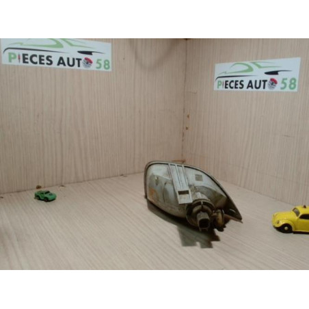 Feu de recul FORD FOCUS 2 PHASE 1 d’occasion