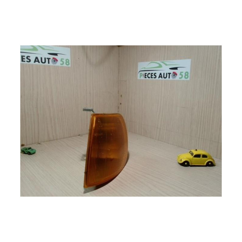 Optique avant secondaire gauche (feux)(clignotant) VOLKSWAGEN  d’occasion