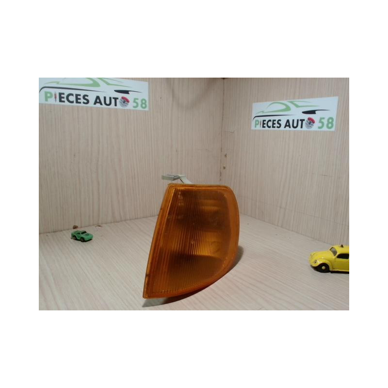 Optique avant secondaire gauche (feux)(clignotant) VOLKSWAGEN  d’occasion