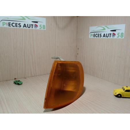 Optique avant secondaire gauche (feux)(clignotant) VOLKSWAGEN  d’occasion