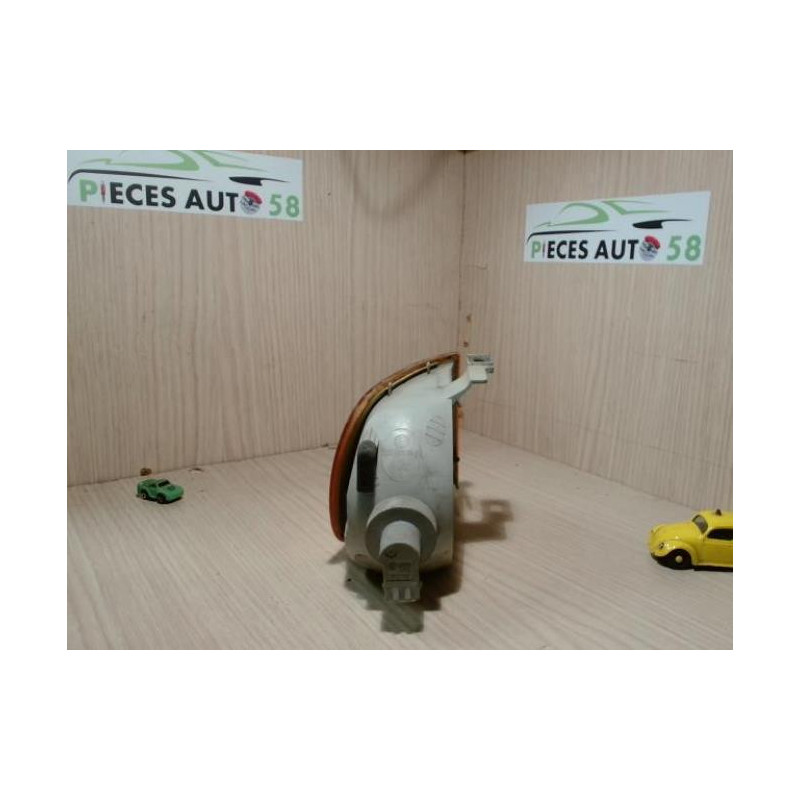 Optique avant secondaire gauche (feux)(clignotant) VOLKSWAGEN  d’occasion