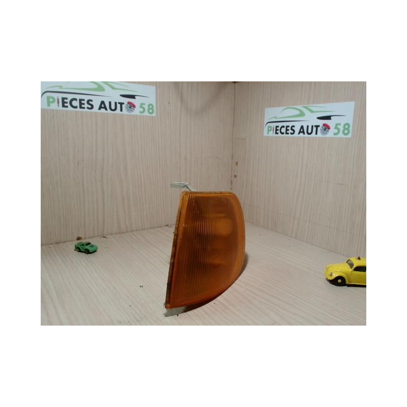 Optique avant secondaire gauche (feux)(clignotant) VOLKSWAGEN  d’occasion