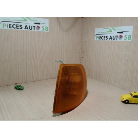 Optique avant secondaire gauche (feux)(clignotant) VOLKSWAGEN  d’occasion