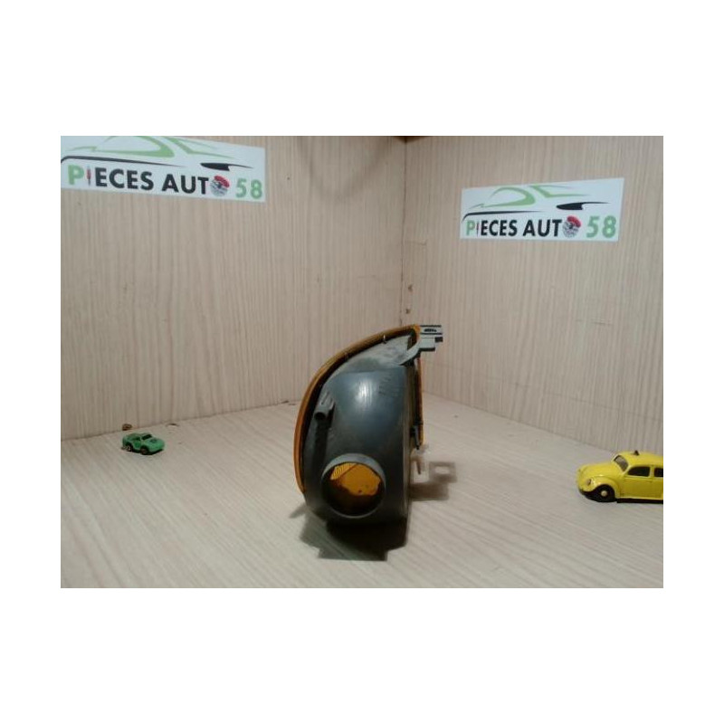 Optique avant secondaire gauche (feux)(clignotant) VOLKSWAGEN  d’occasion