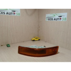Optique avant secondaire gauche (feux)(clignotant) TOYOTA 2.0 D 5P d’occasion