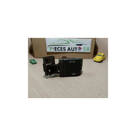 Commande autoradio RENAULT  d’occasion