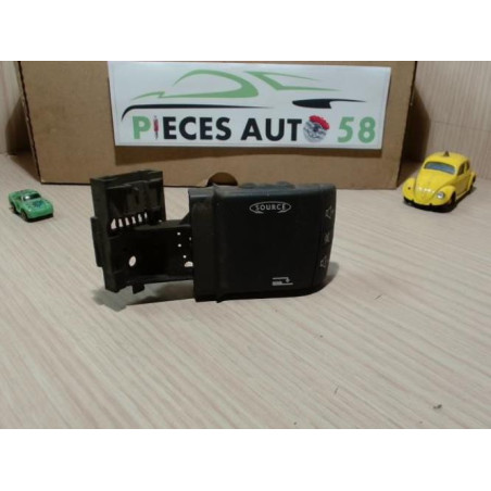 Commande autoradio RENAULT  d’occasion