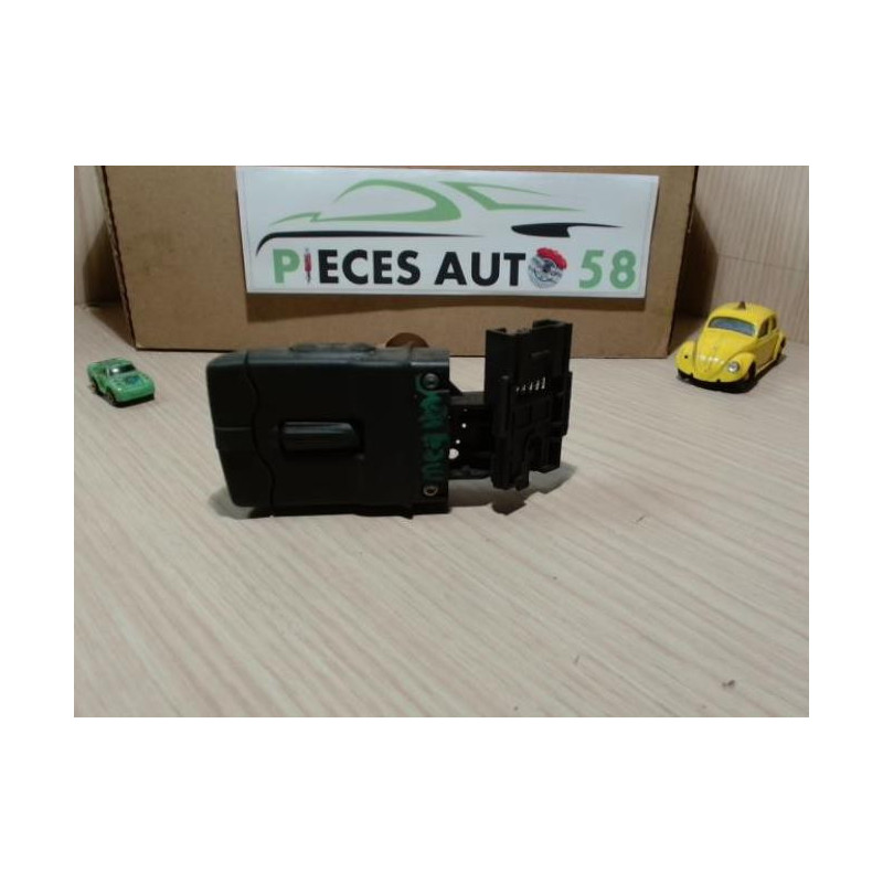 Commande autoradio RENAULT  d’occasion