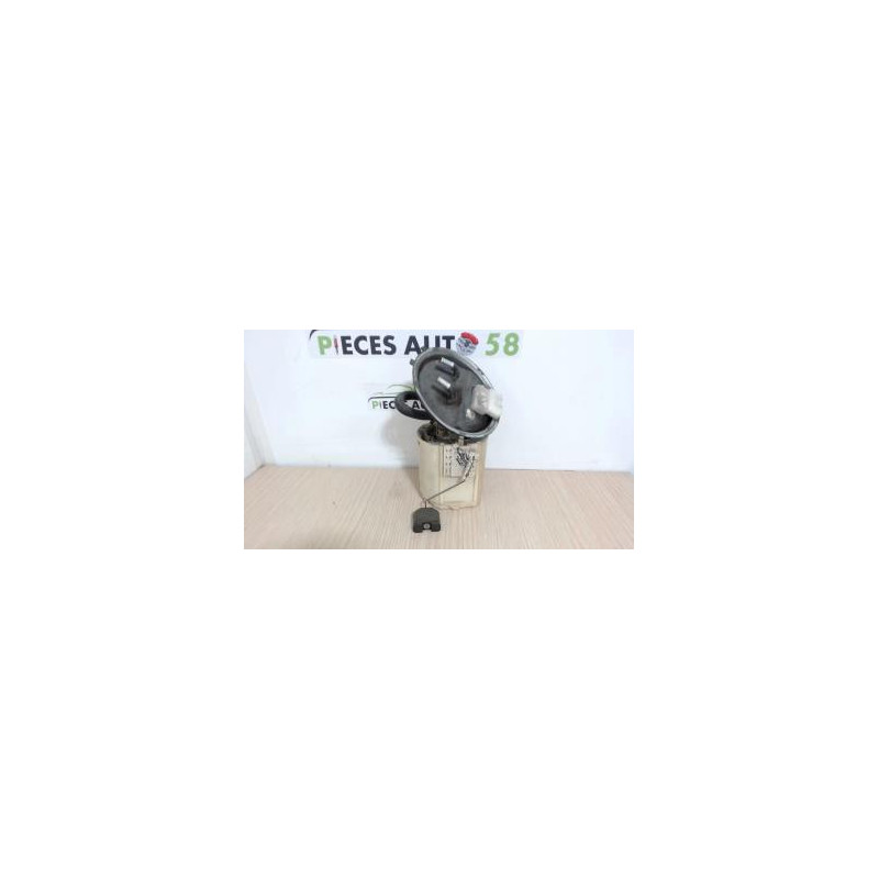 Pompe de gavage OPEL  d’occasion