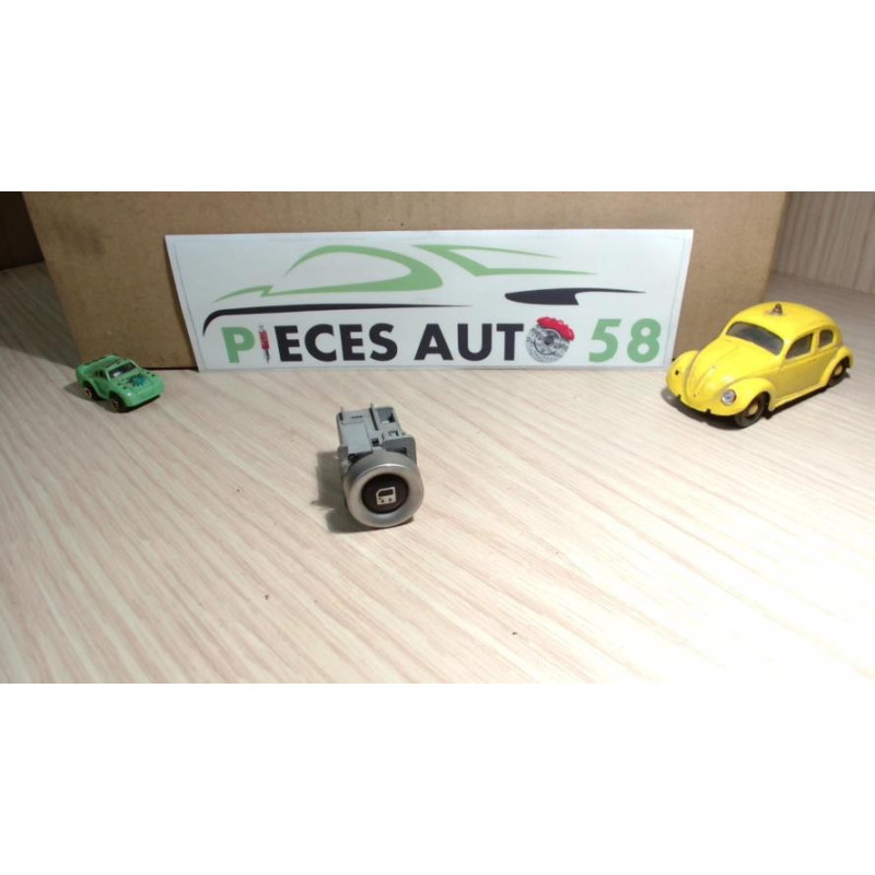 Bouton/Interrupteur PEUGEOT  d’occasion