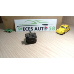 Interrupteur de leve vitre VOLKSWAGEN  d’occasion