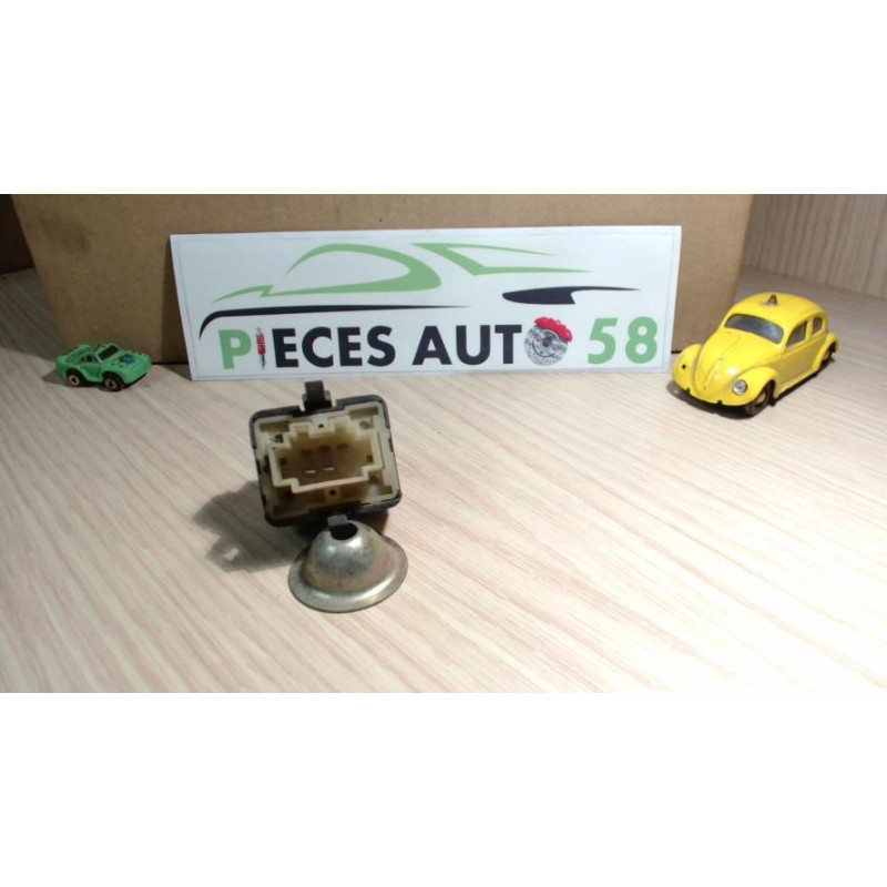 Interrupteur de leve vitre VOLKSWAGEN  d’occasion