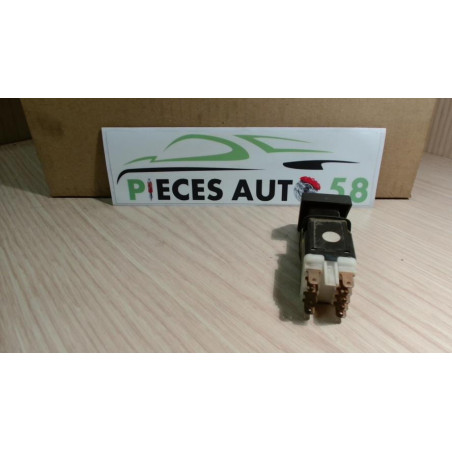 Bouton de warning RENAULT  d’occasion