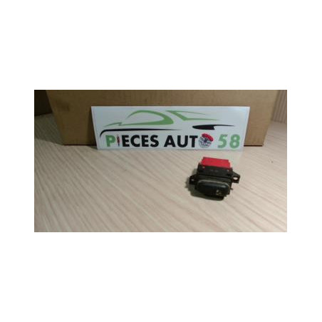 Interrupteur de leve vitre RENAULT  d’occasion