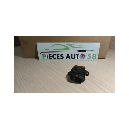 Interrupteur de leve vitre RENAULT  d’occasion