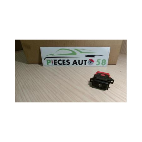Interrupteur de leve vitre RENAULT  d’occasion