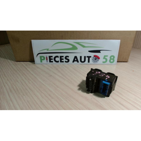 Interrupteur de leve vitre PEUGEOT  d’occasion