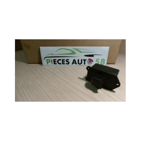 Interrupteur de leve vitre NISSAN  d’occasion