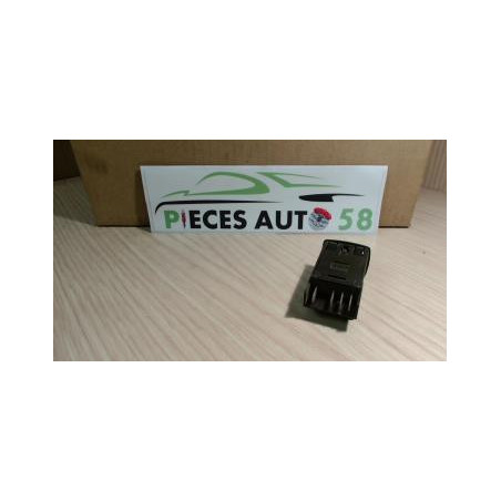 Interrupteur de leve vitre PEUGEOT  d’occasion