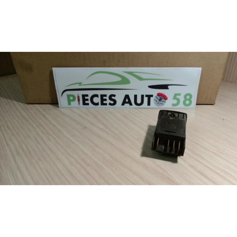 Interrupteur de leve vitre PEUGEOT  d’occasion