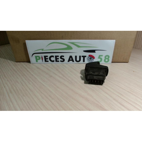 Interrupteur de leve vitre RENAULT  d’occasion
