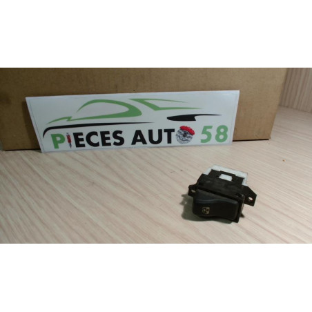 Interrupteur de leve vitre RENAULT  d’occasion