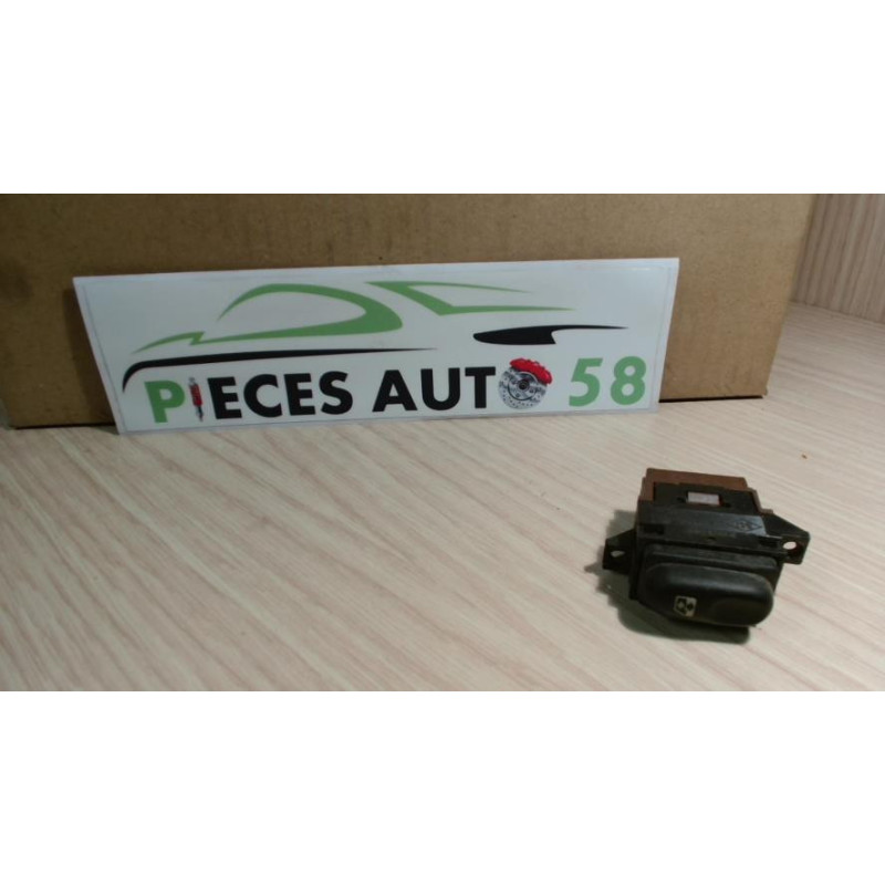 Interrupteur de leve vitre RENAULT  d’occasion