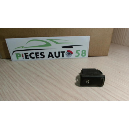 Interrupteur de leve vitre RENAULT  d’occasion